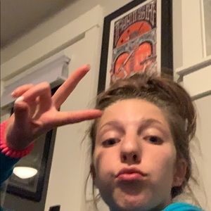 Meet your Posher, Aby